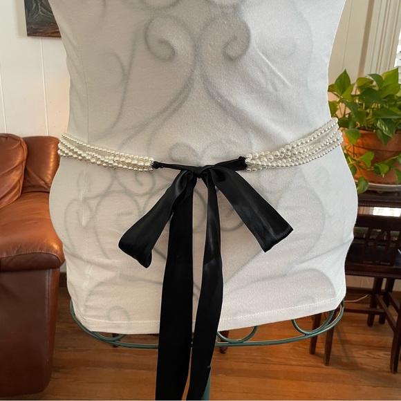 Faux Pearl and Black Ribbon Belt - Picture 3 of 4